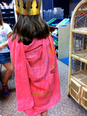 Make Your Own Easy Peasy Birthday Cape!